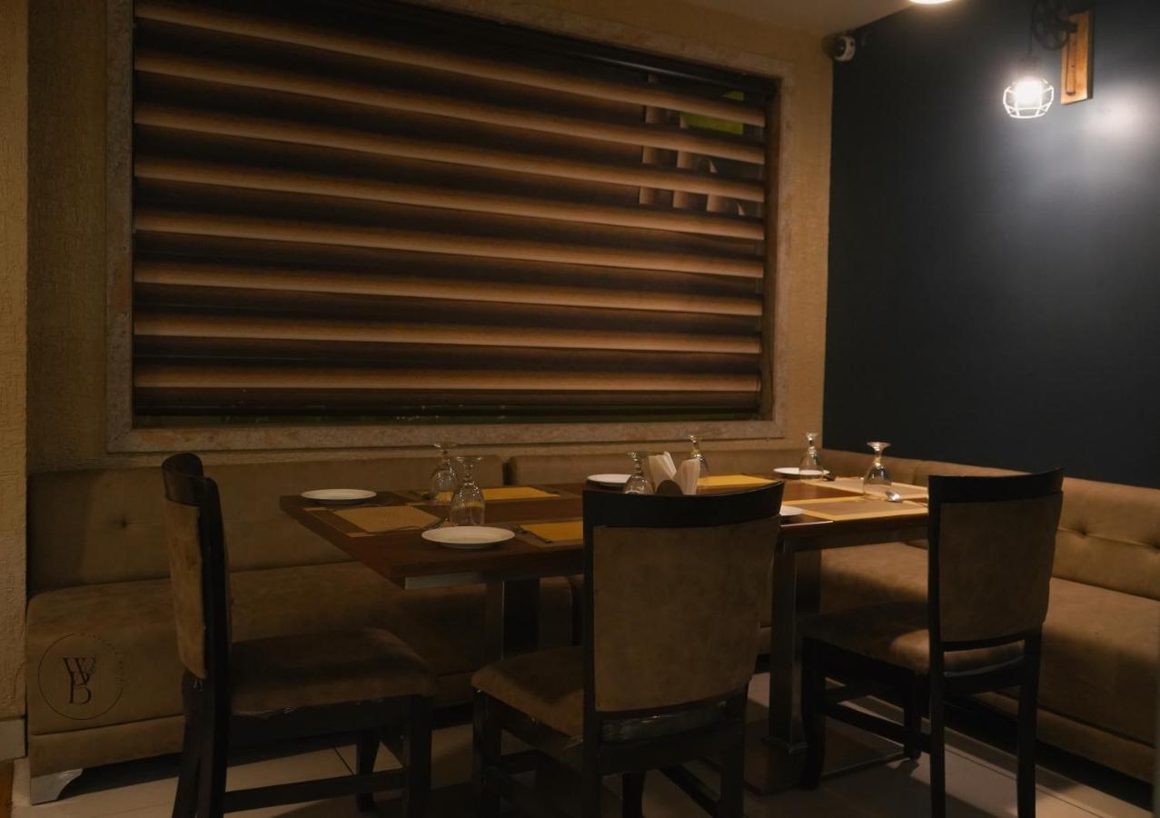 Wisteria Blue Hotel Samarda Kaliasot Ngoại thất bức ảnh