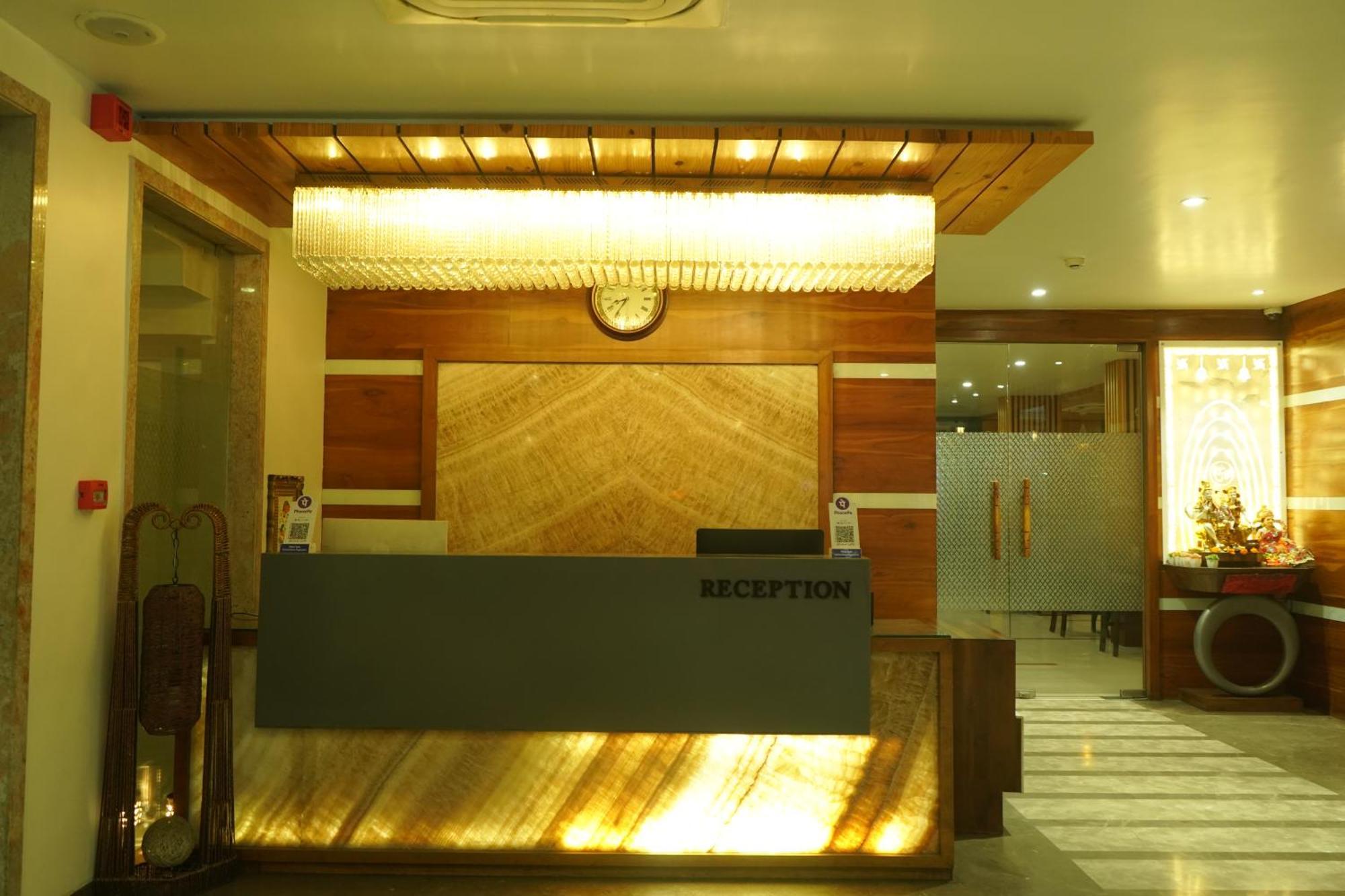 Wisteria Blue Hotel Samarda Kaliasot Ngoại thất bức ảnh